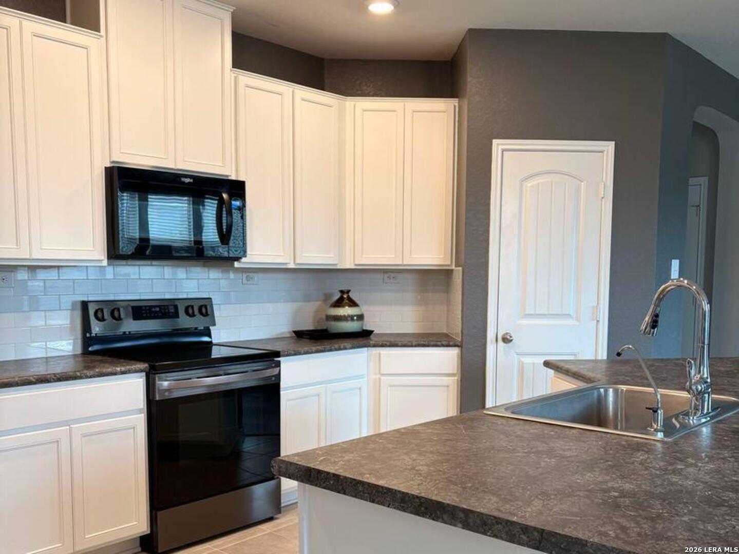 8239 Phantom Field, San Antonio, TX 78253