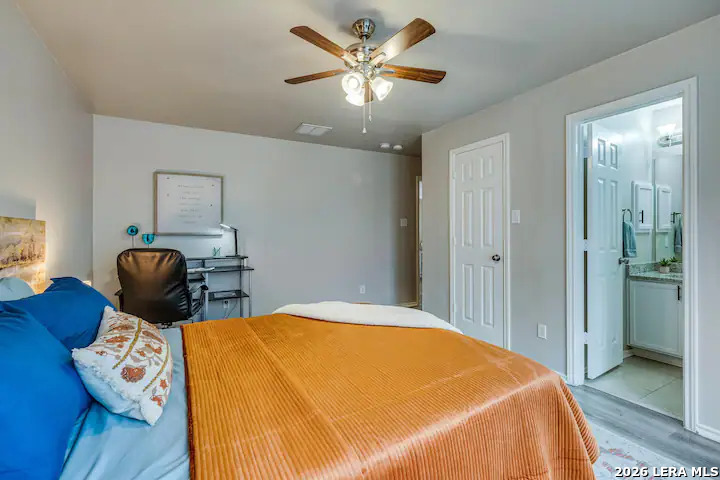627 Claude W Black, San Antonio, TX 78203