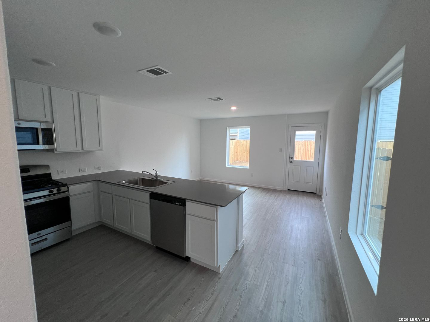7623 Aston Cross, San Antonio, TX 78253
