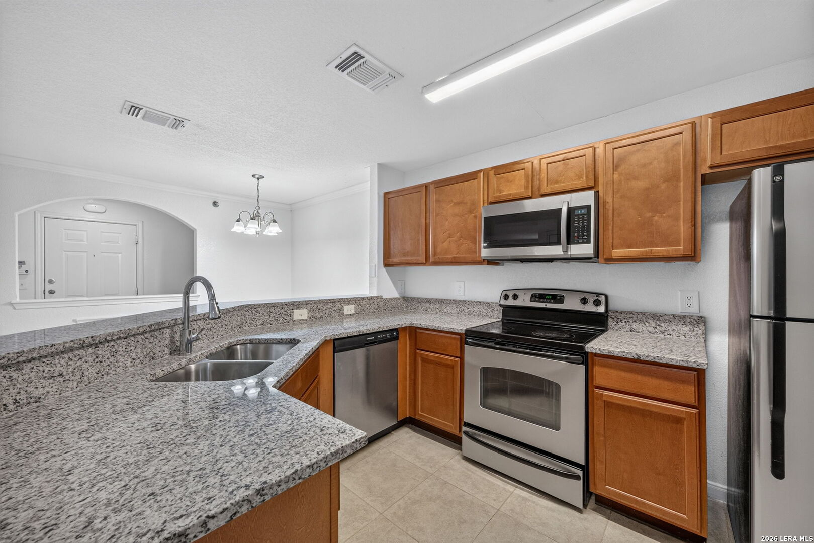 7323 SNOWDEN RD, #3206, San Antonio, TX 78240