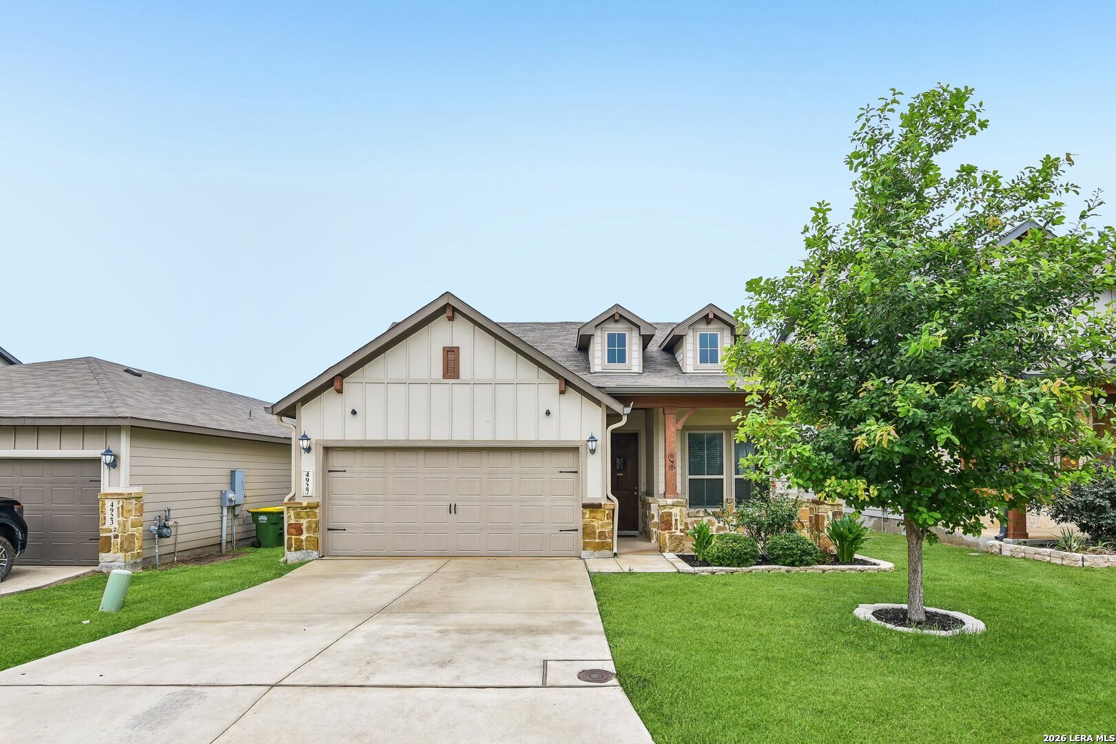 4927 RANAHAN PASS, St Hedwig, TX 78152