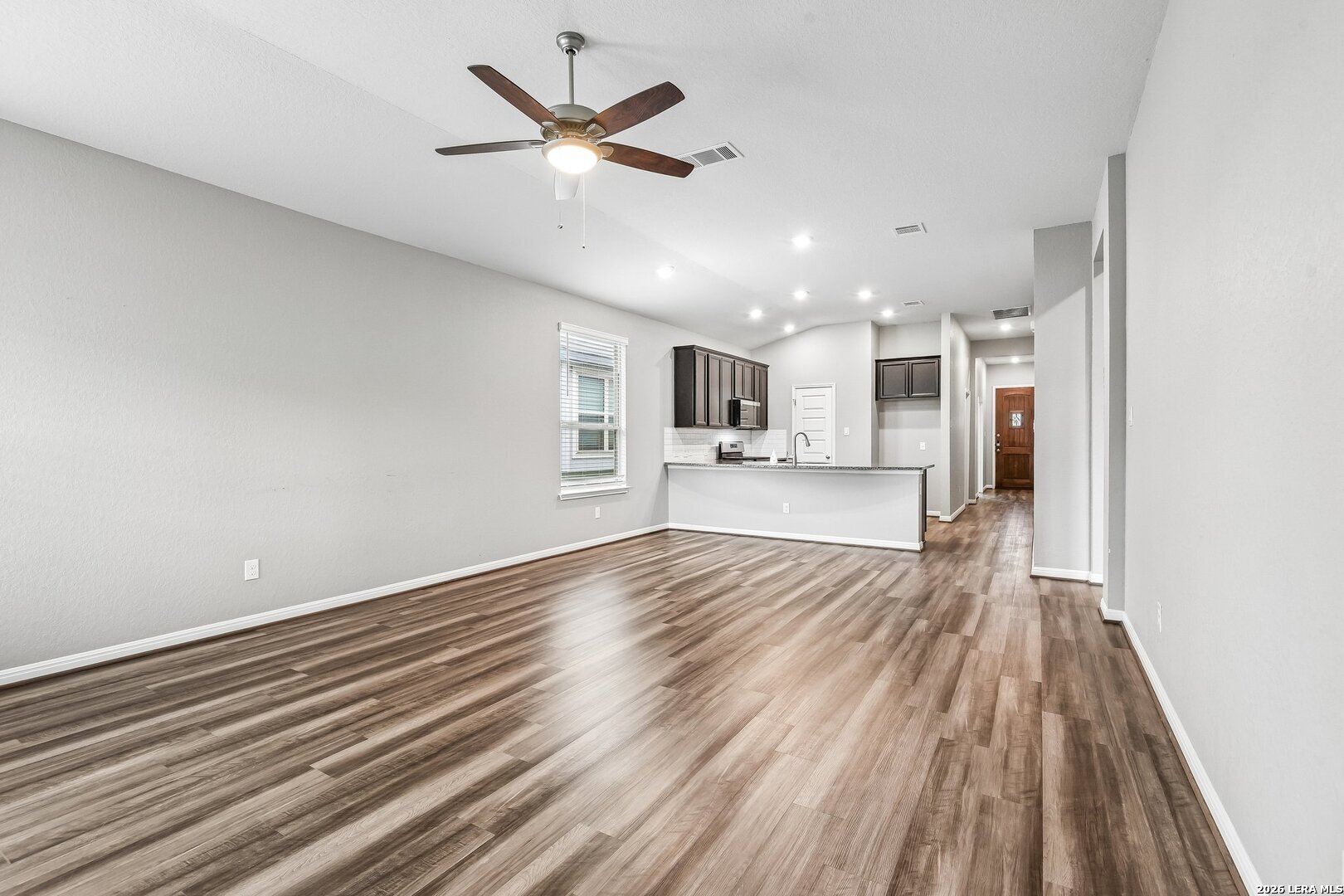 4927 RANAHAN PASS, St Hedwig, TX 78152