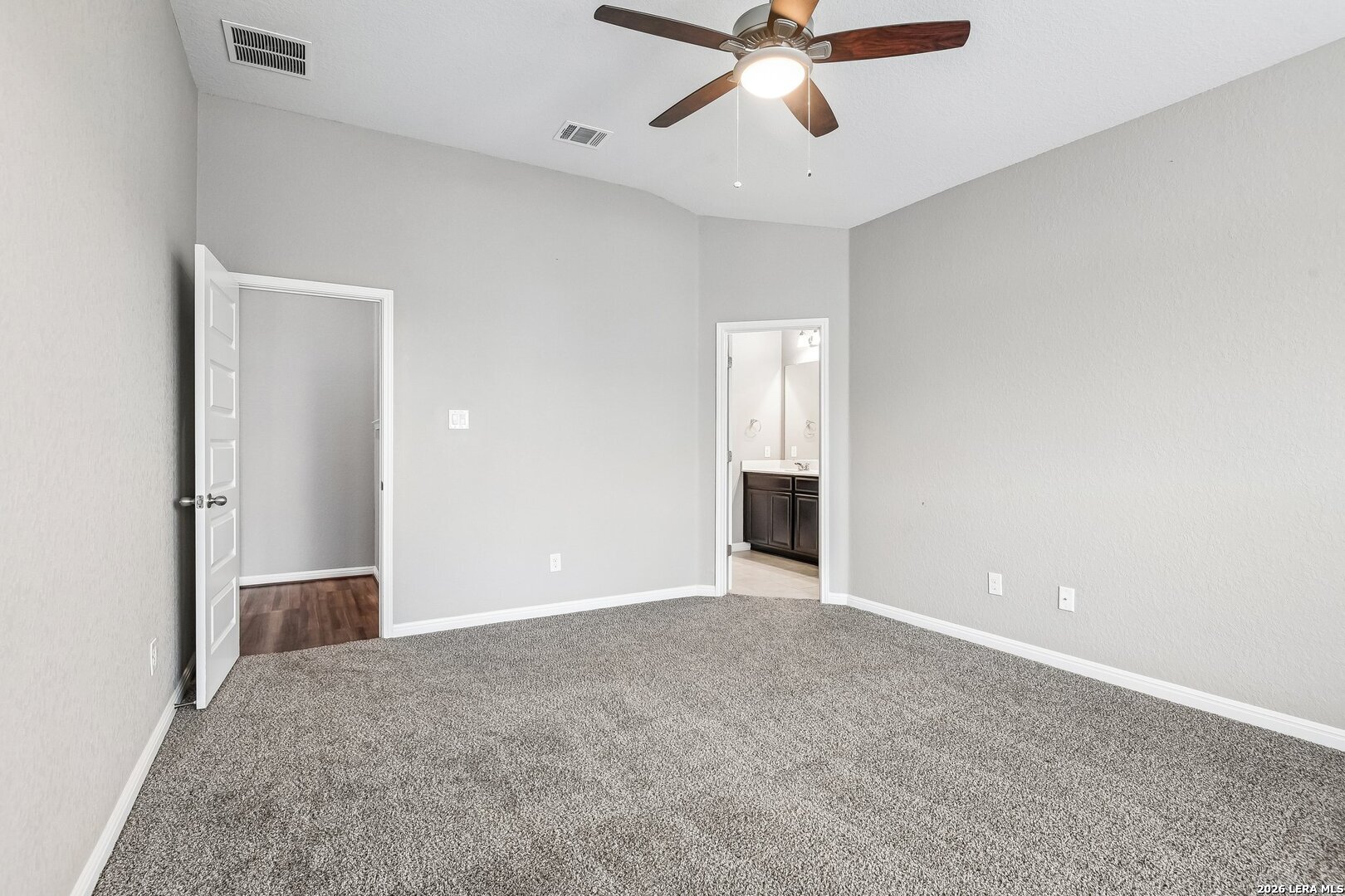 4927 RANAHAN PASS, St Hedwig, TX 78152
