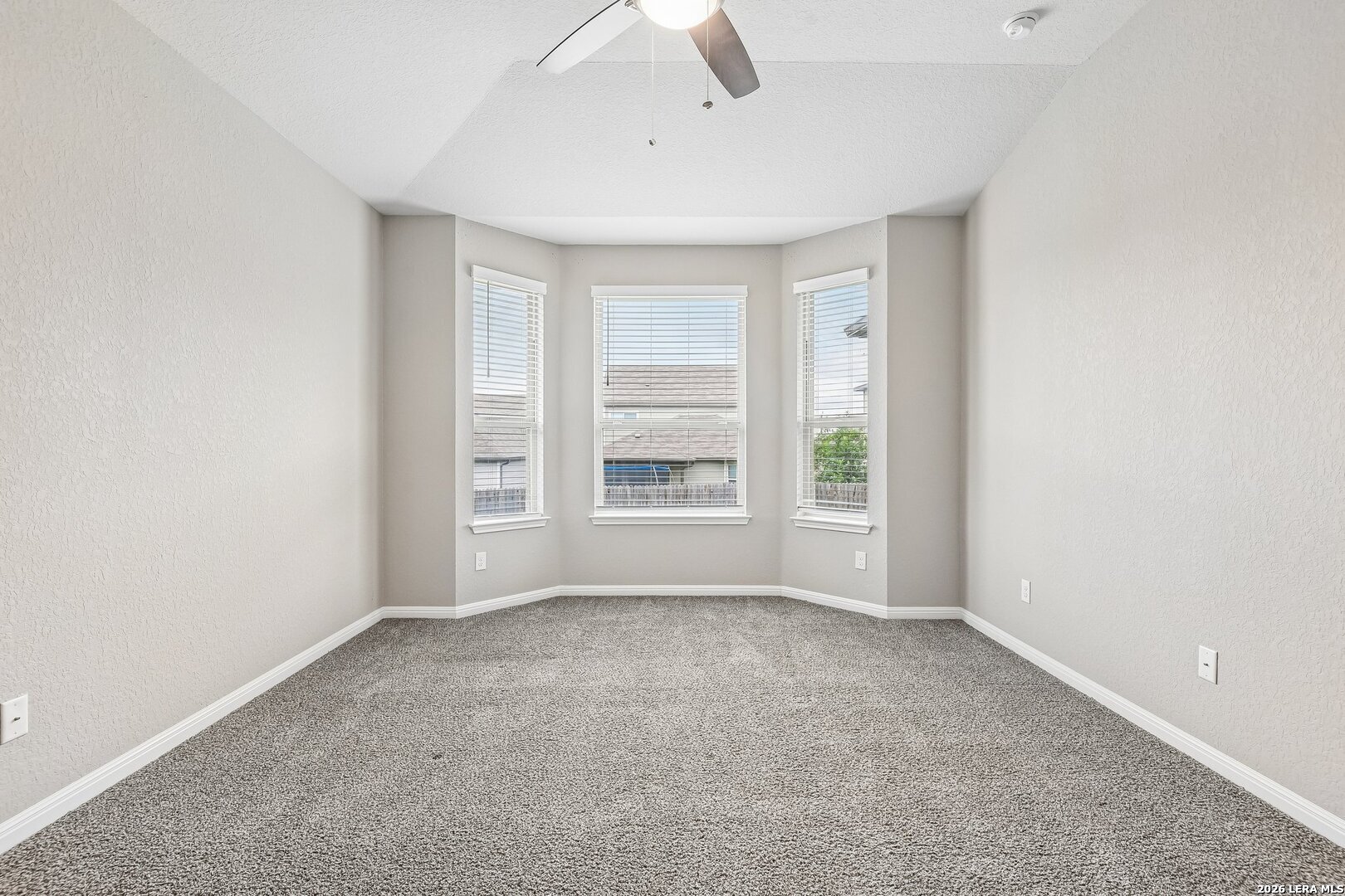 4927 RANAHAN PASS, St Hedwig, TX 78152