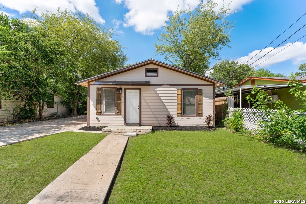 537 N San Gabriel, San Antonio, TX 78228