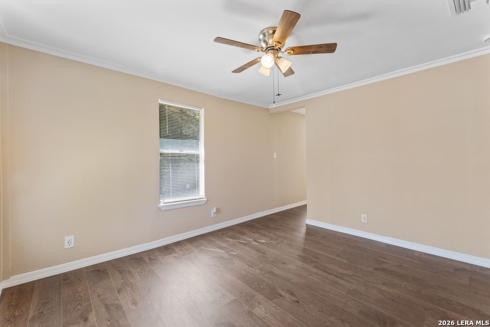 537 N San Gabriel, San Antonio, TX 78228