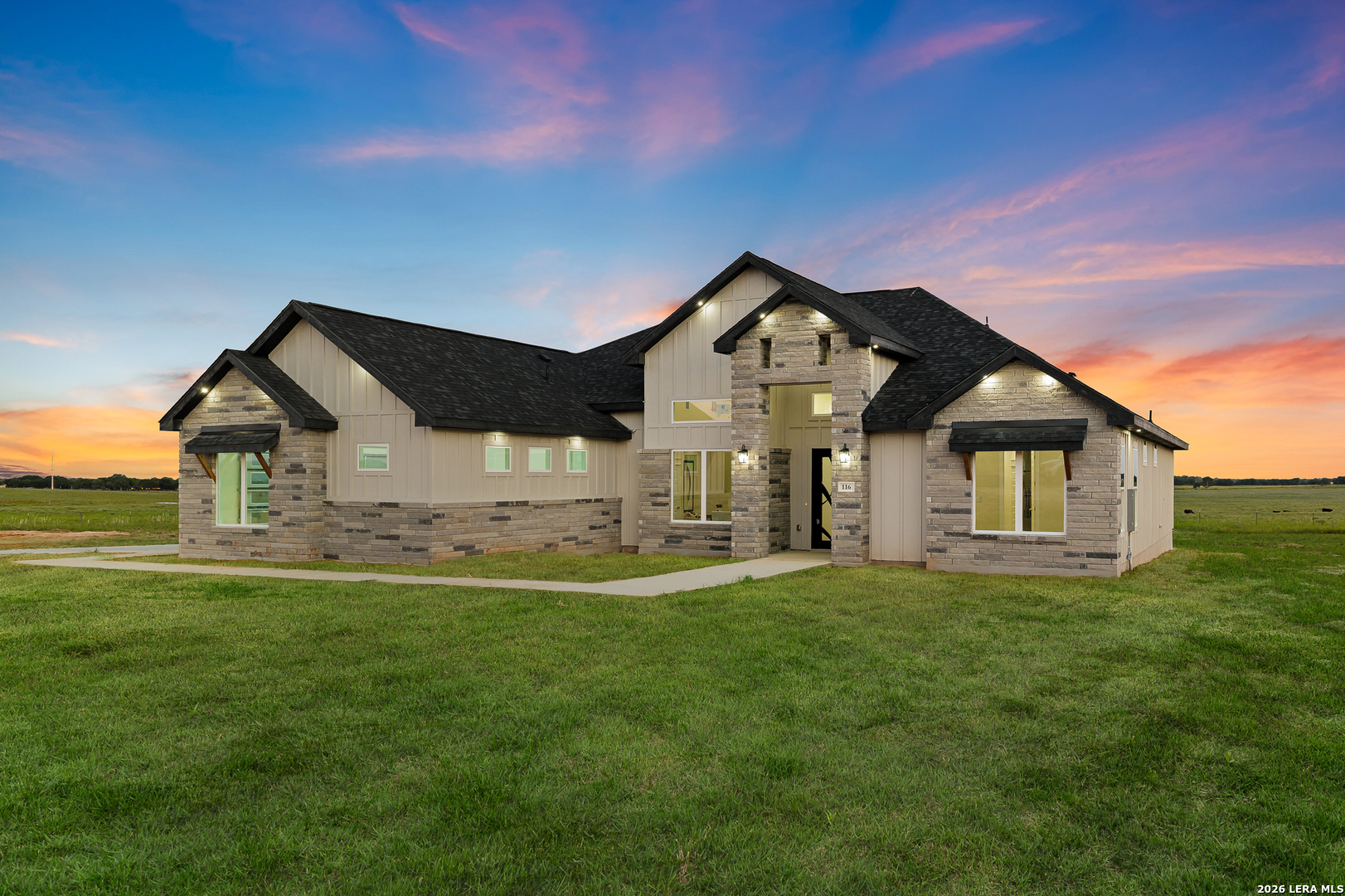 Photo 2 of Single family home for sale at 116 Pioneer Dr, Seguin, TX 78155 | MLS# 2021877 | Listing updated on 2026-10-07