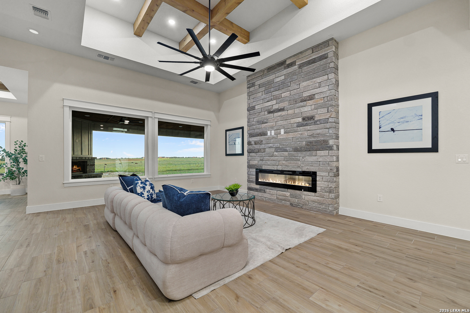 116 Pioneer Dr, La Vernia, TX 78121