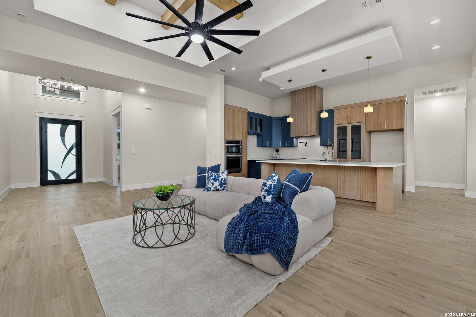 116 Pioneer Dr, La Vernia, TX 78121