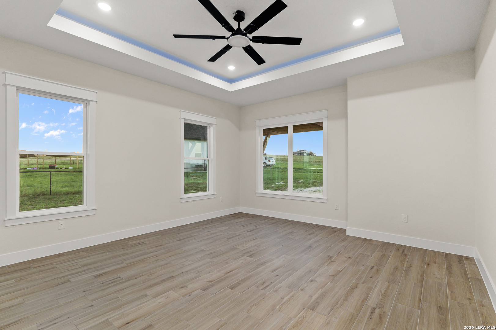 116 Pioneer Dr, La Vernia, TX 78121