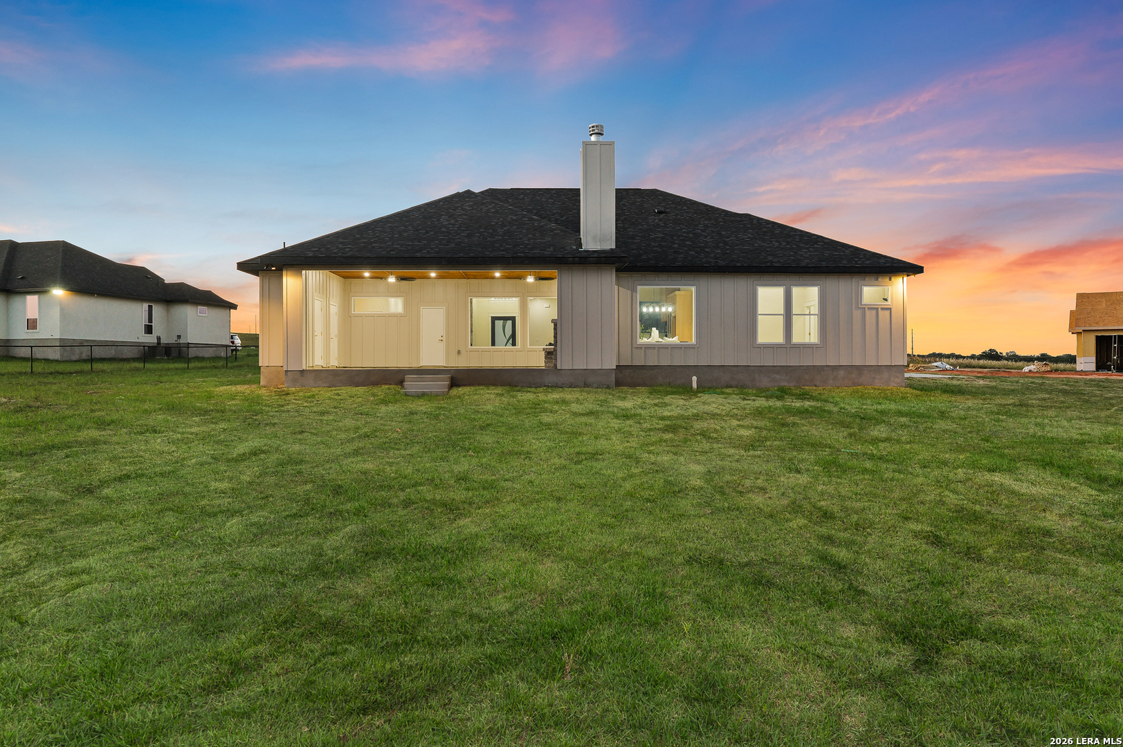 116 Pioneer Dr, La Vernia, TX 78121