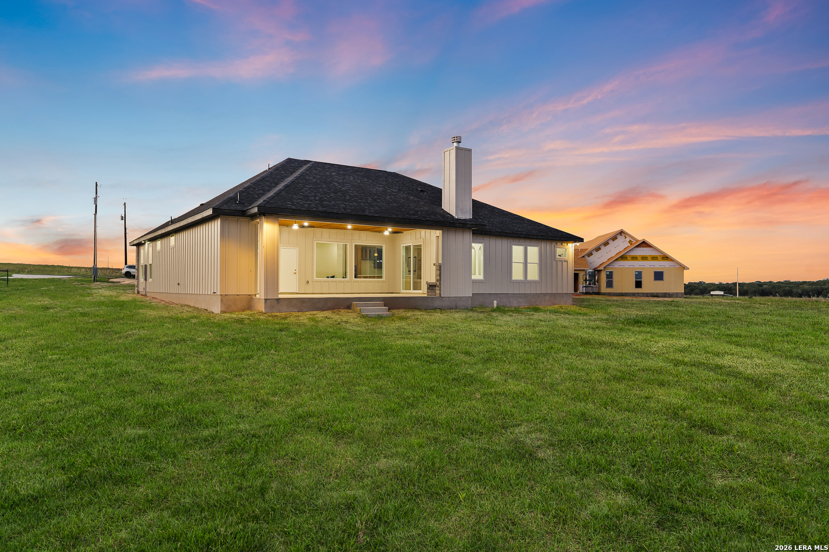 116 Pioneer Dr, La Vernia, TX 78121