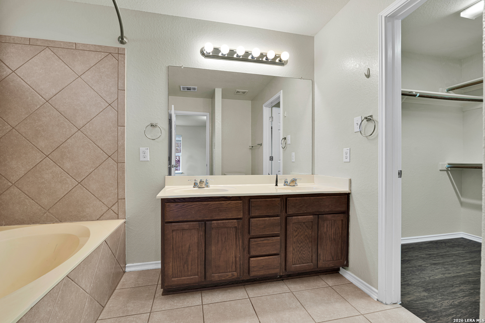 11606 Wayward Daisy, San Antonio, TX 78245