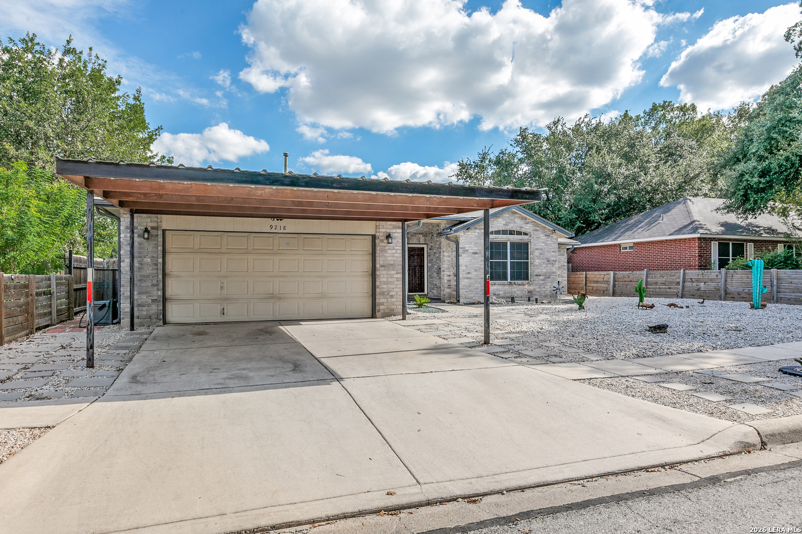 Photo 1 of Single family home for sale at 9218 Shadow Crk Ln, Converse, TX 78109 | MLS# 2022153 | Listing updated on 2026-10-08