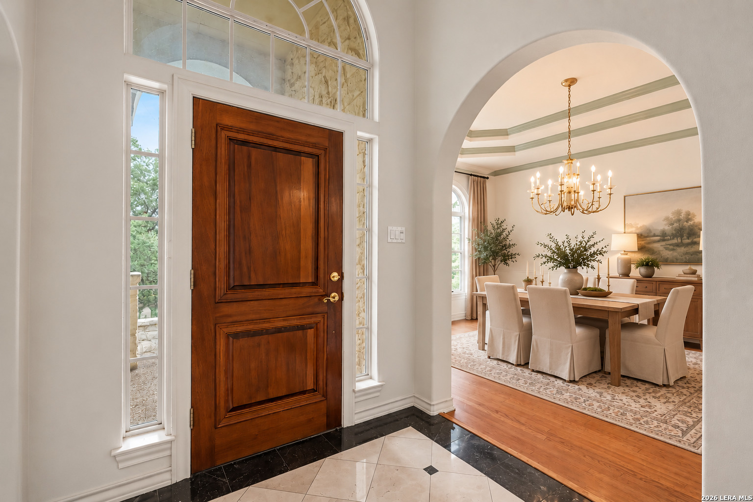 Photo 3 of Single family home for sale at 29442 No Le Hace Dr, Fair Oaks Ranch, TX 78015 | MLS# 2000925 | Listing updated on 2026-10-08