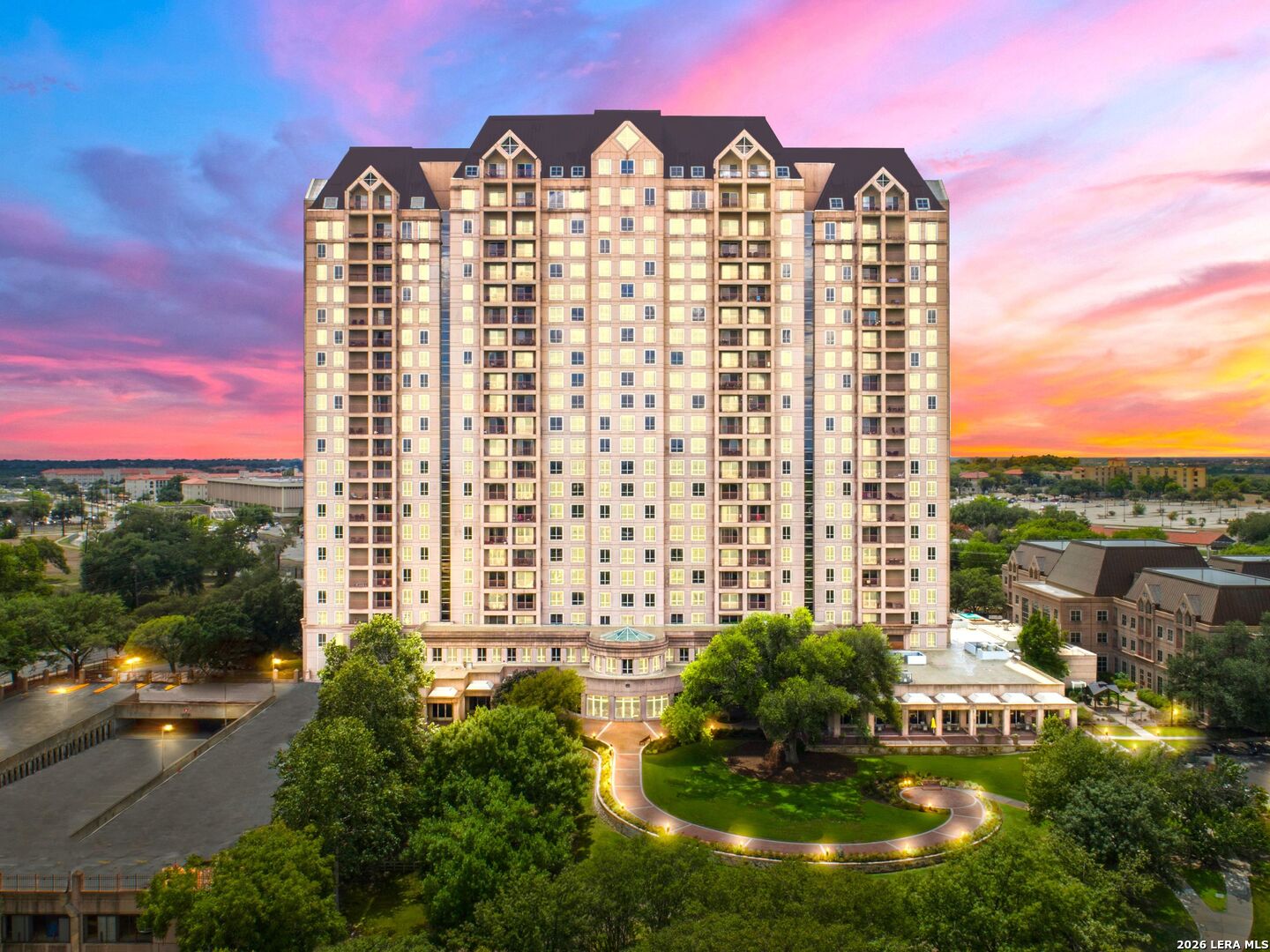 1 Towers Park Lane, #1004, San Antonio, TX 78209
