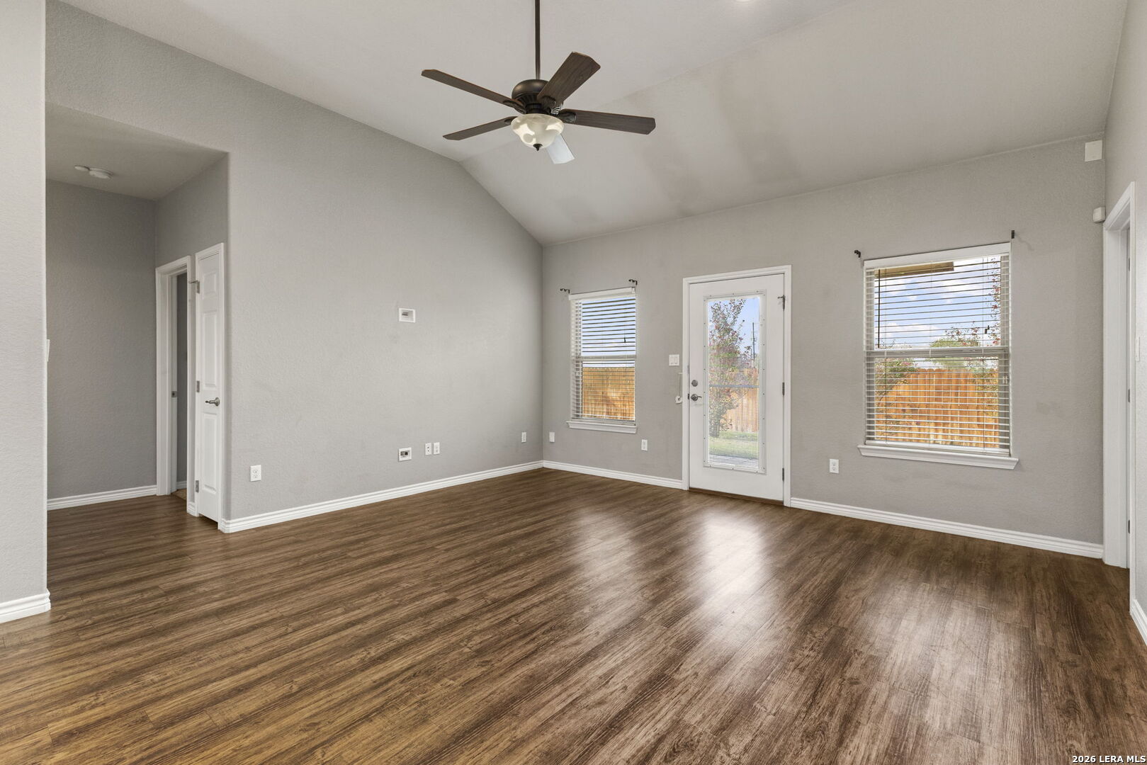 120 Navarro Crossing, #2A, Seguin, TX 78155