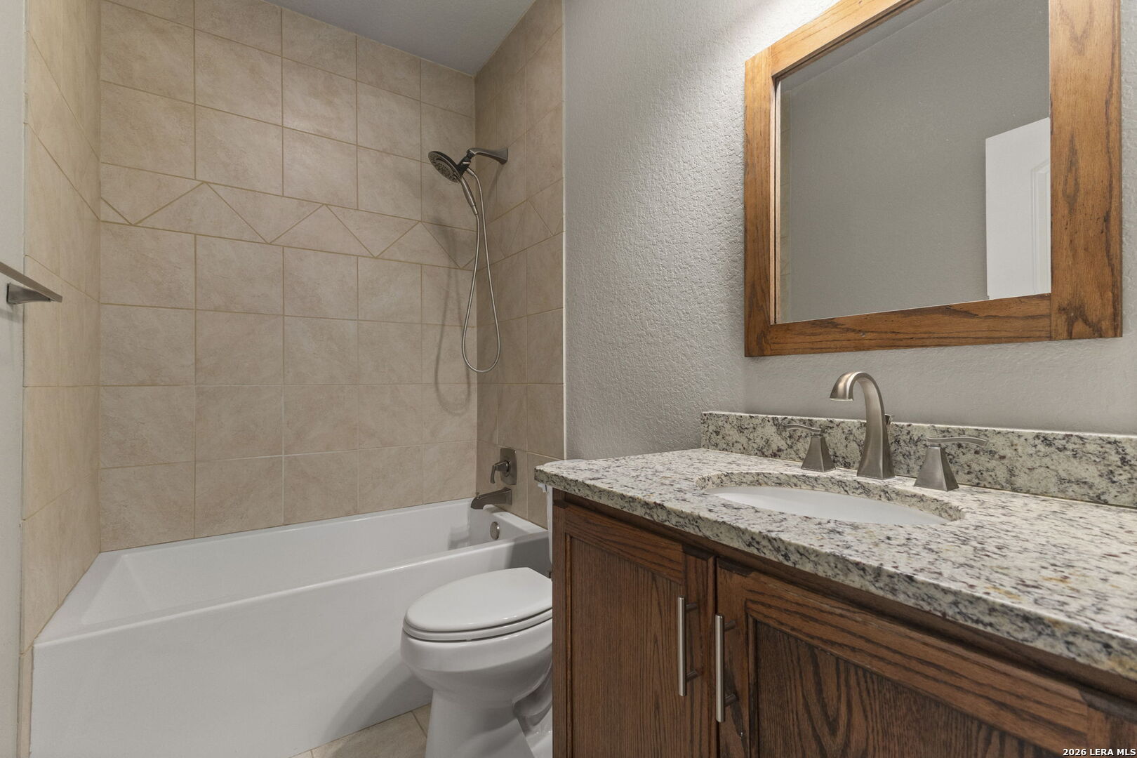 120 Navarro Crossing, #2A, Seguin, TX 78155
