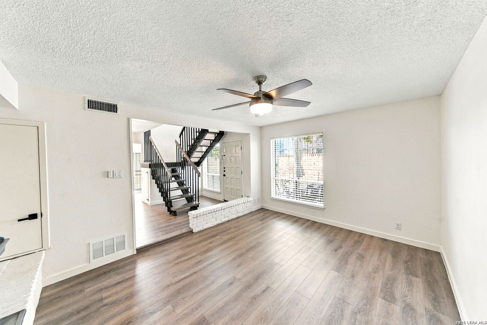 9915 Powhatan Dr, #B4, San Antonio, TX 78230