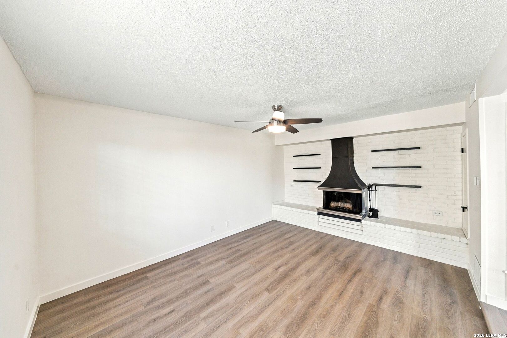 9915 Powhatan Dr, #B4, San Antonio, TX 78230