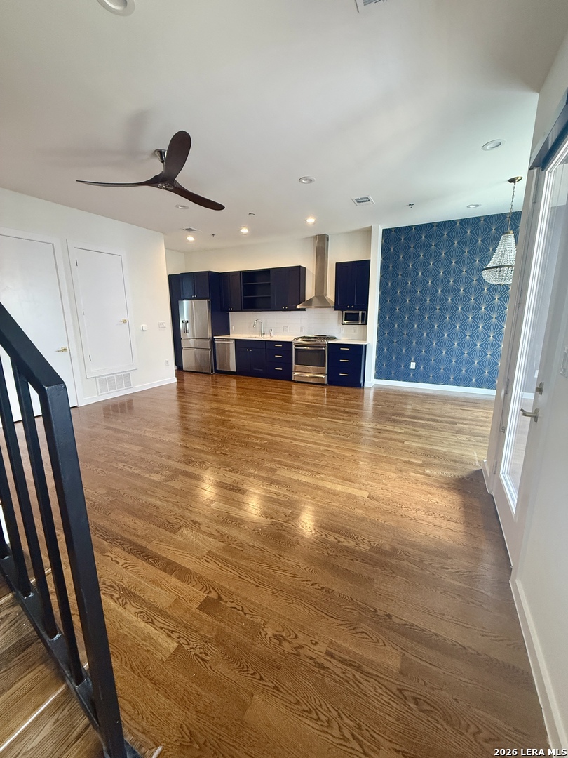 Photo 3 of Condo for sale at 1154 E Euclid Ave #1154, San Antonio, TX 78212 | MLS# 2001172 | Listing updated on 2026-10-07