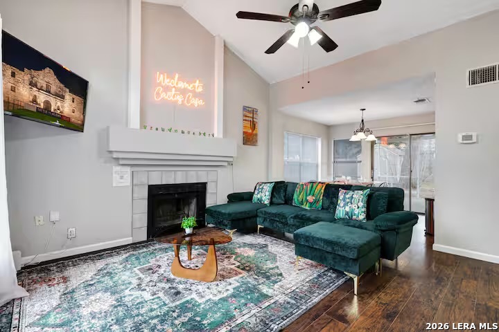 10218 BARRON FLD, San Antonio, TX 78245