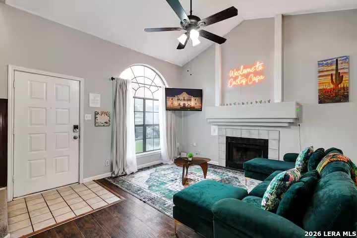 10218 BARRON FLD, San Antonio, TX 78245