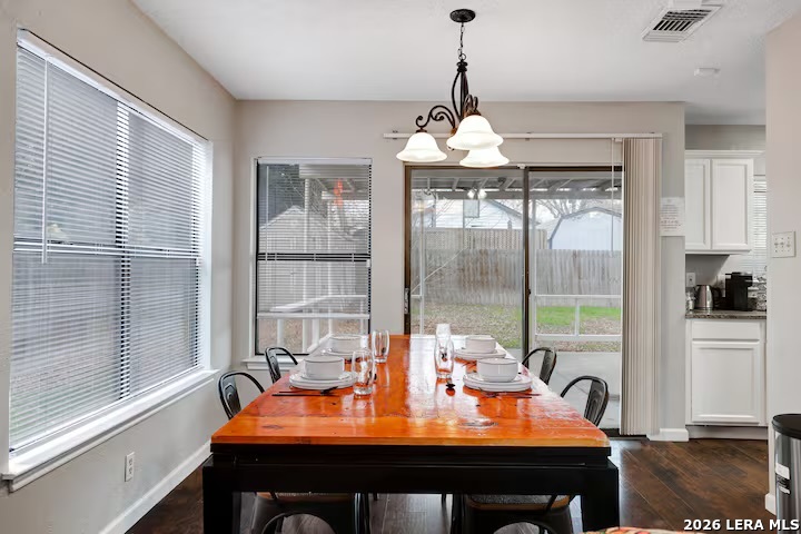 10218 BARRON FLD, San Antonio, TX 78245