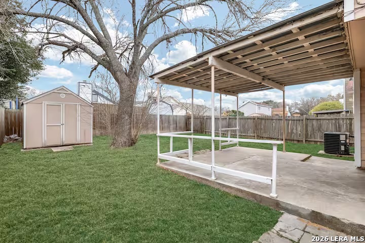10218 BARRON FLD, San Antonio, TX 78245