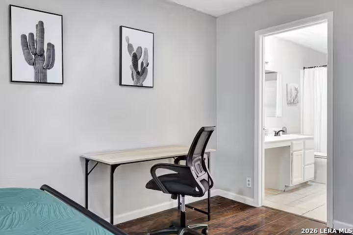 10218 BARRON FLD, San Antonio, TX 78245
