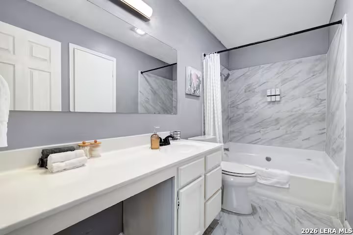 10218 BARRON FLD, San Antonio, TX 78245
