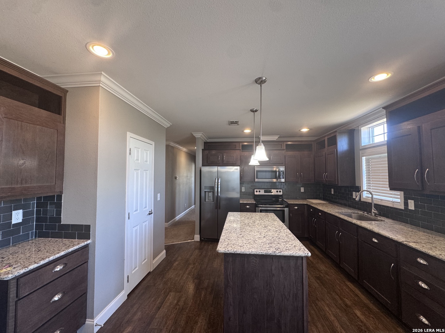 3761 Forest Trail Dr, Bandera, TX 78003