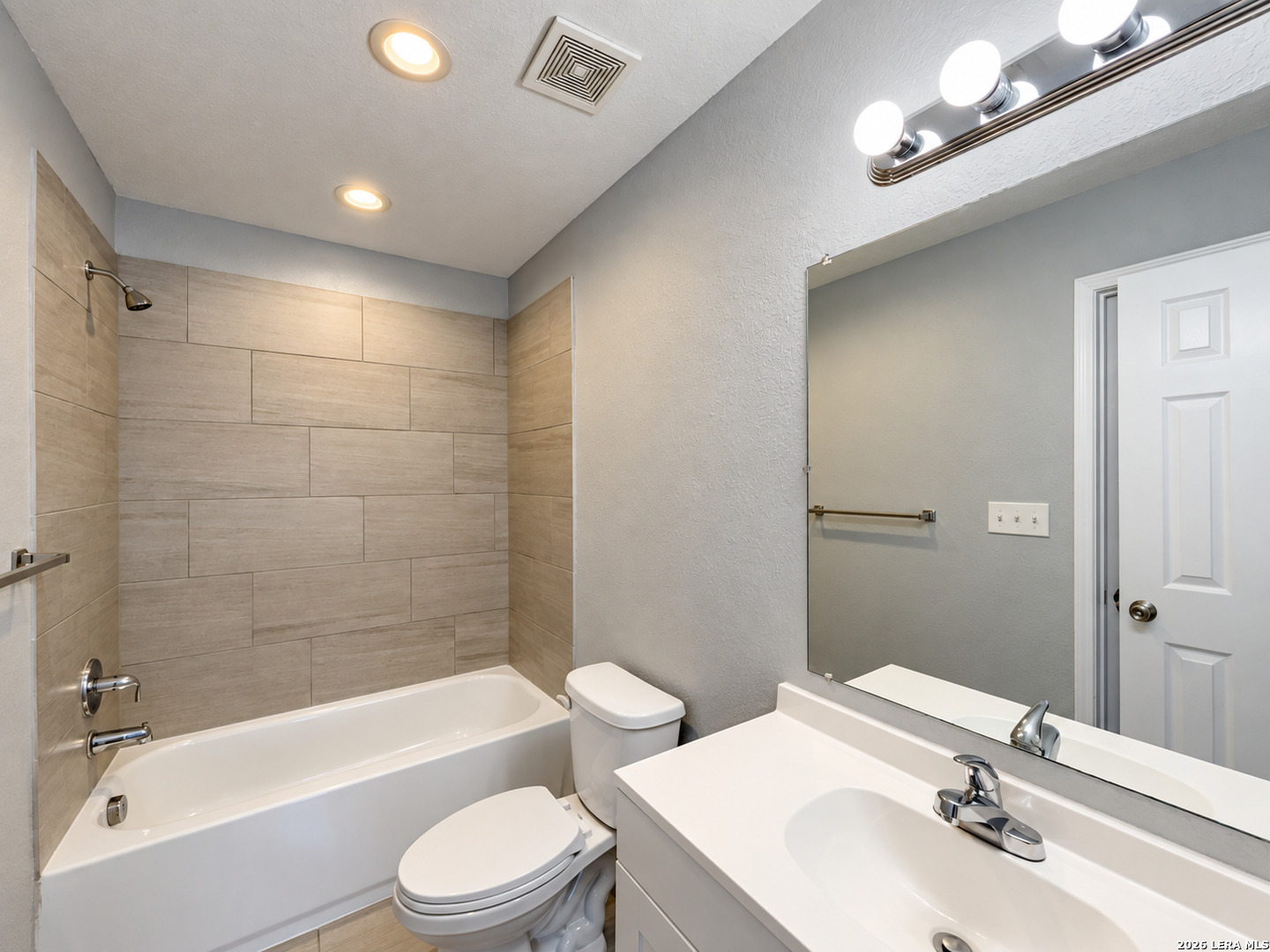 6918 Crestway Rd, #2, San Antonio, TX 78239