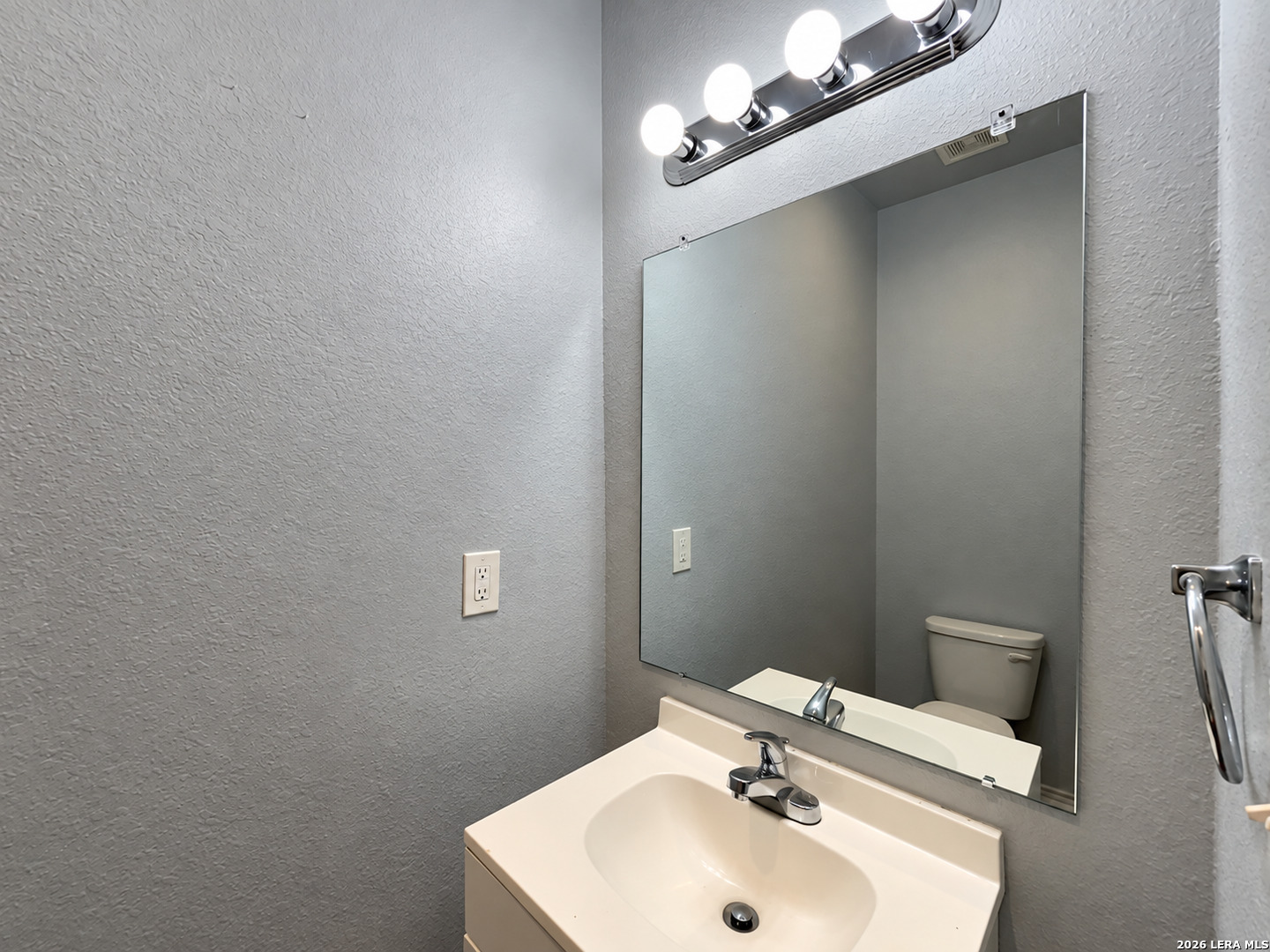 6918 Crestway Rd, #2, San Antonio, TX 78239
