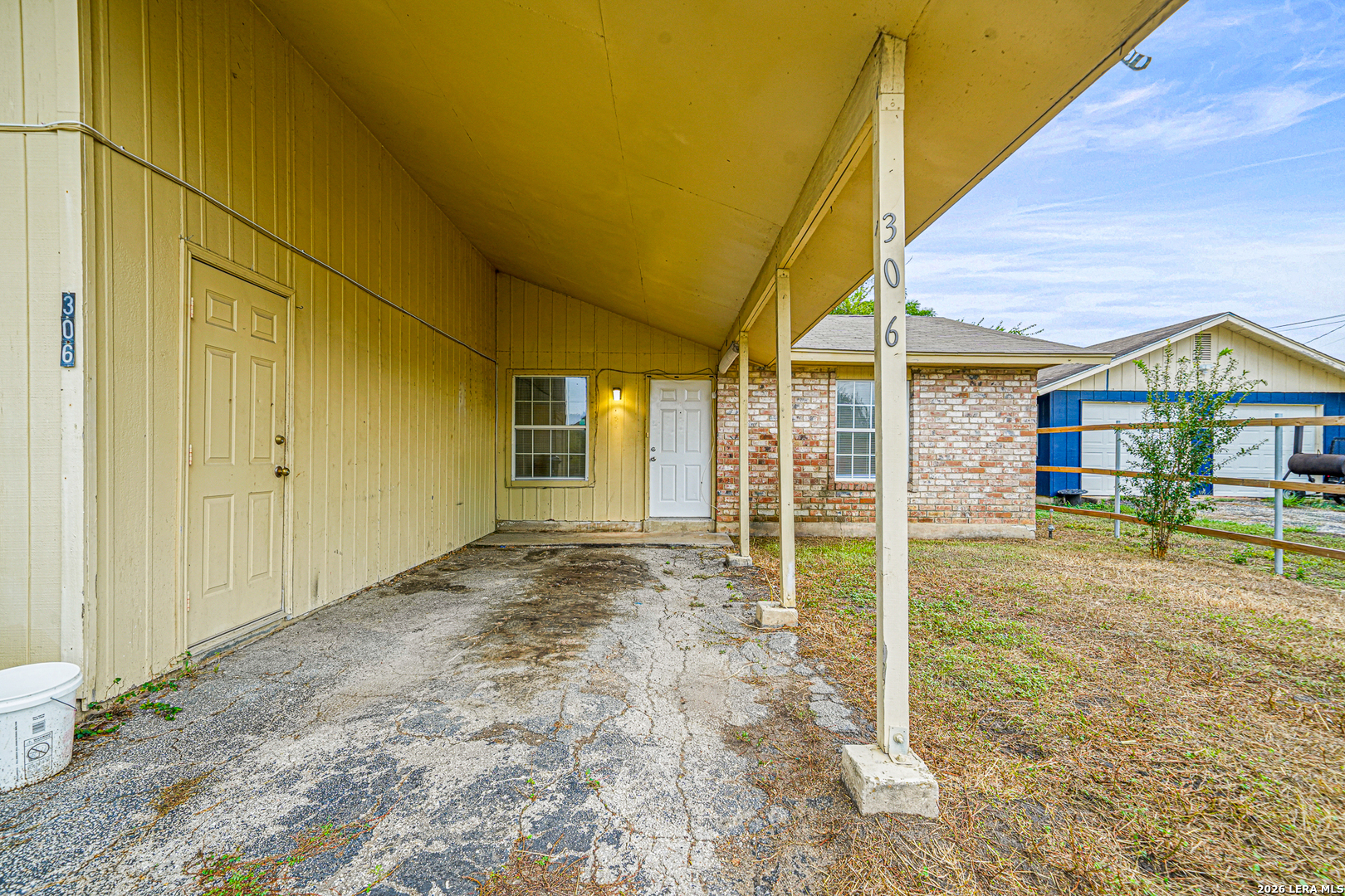 306 N Seguin Rd, Converse, TX 78109