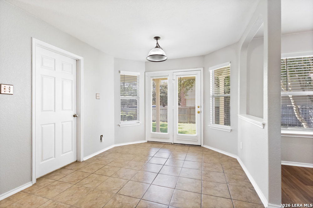 268 Donalan Dr, Converse, TX 78109