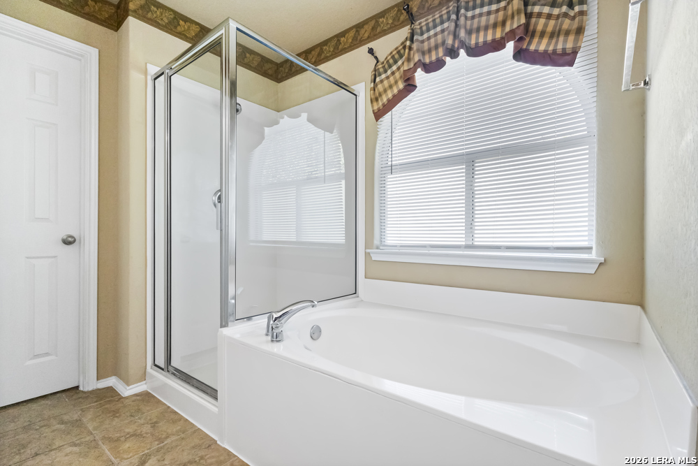 268 Donalan Dr, Converse, TX 78109