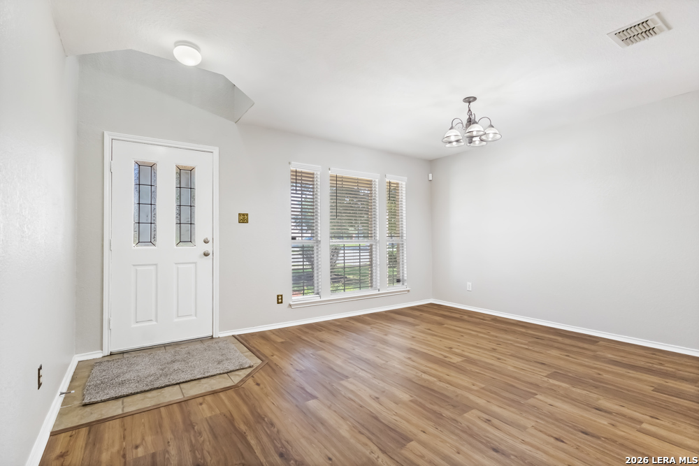 268 Donalan Dr, Converse, TX 78109