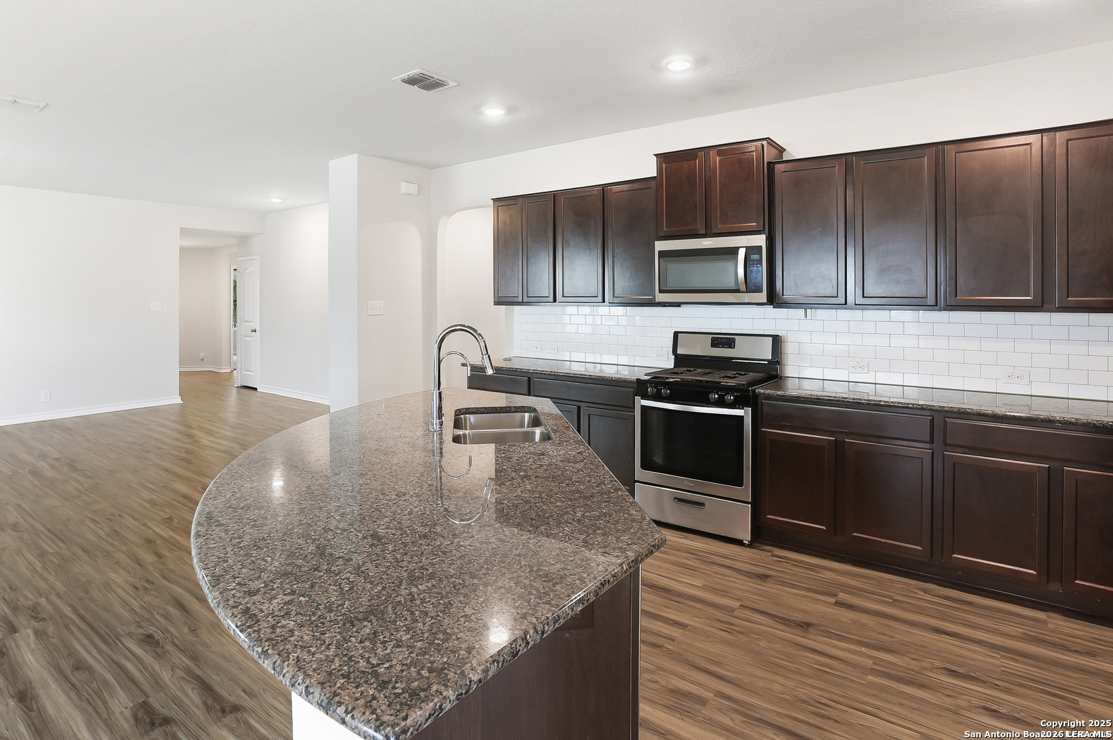 841 HOLLIMON PKWY, San Antonio, TX 78253