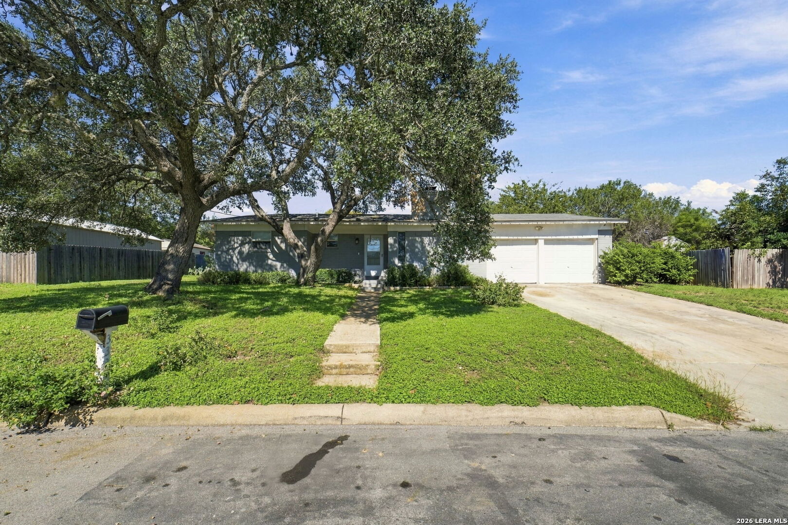 Property photo for 332 Mack Hollimon Dr, Kerrville, TX