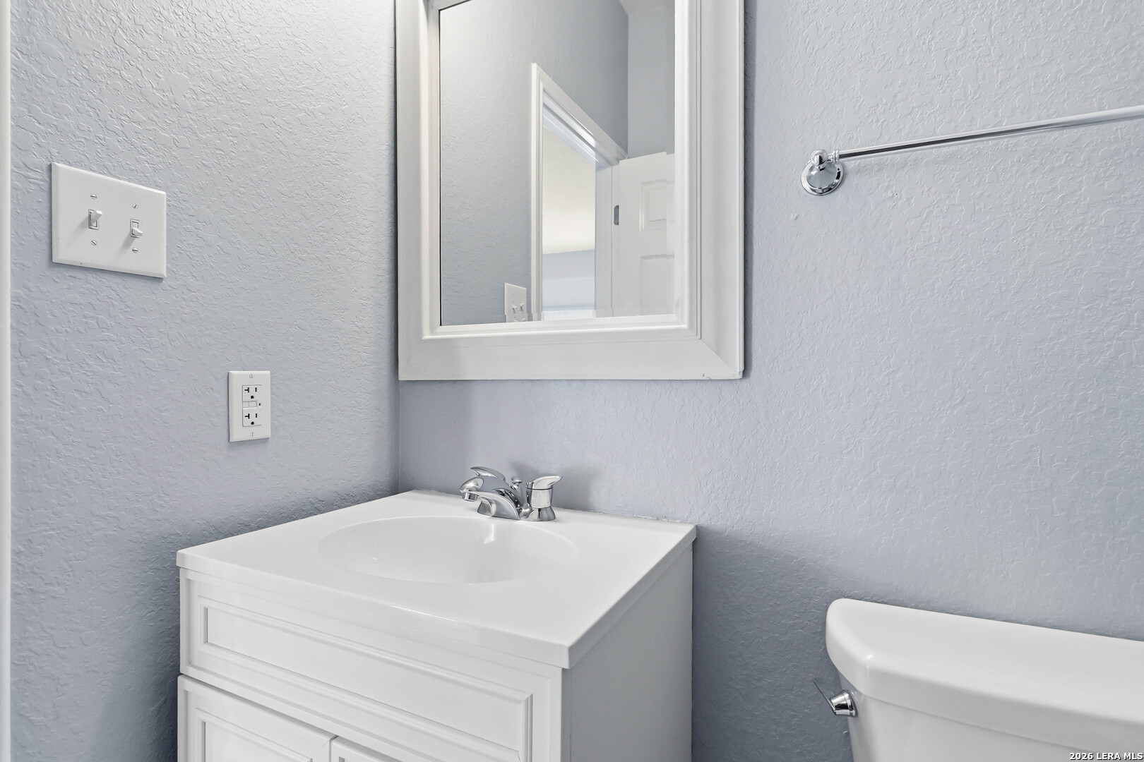 24507 ALAMOSA FLS, San Antonio, TX 78255