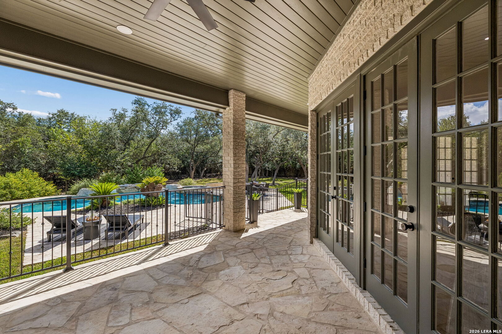 327 Pagoda Oak, Shavano Park, TX 78230