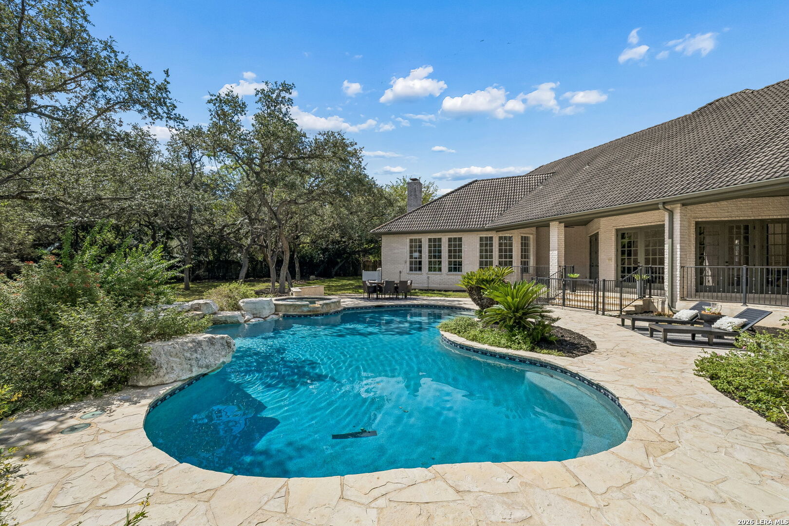 327 Pagoda Oak, Shavano Park, TX 78230