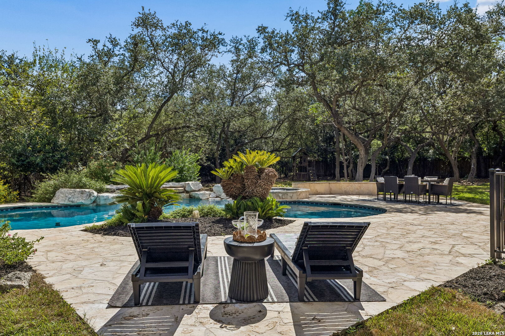 327 Pagoda Oak, Shavano Park, TX 78230