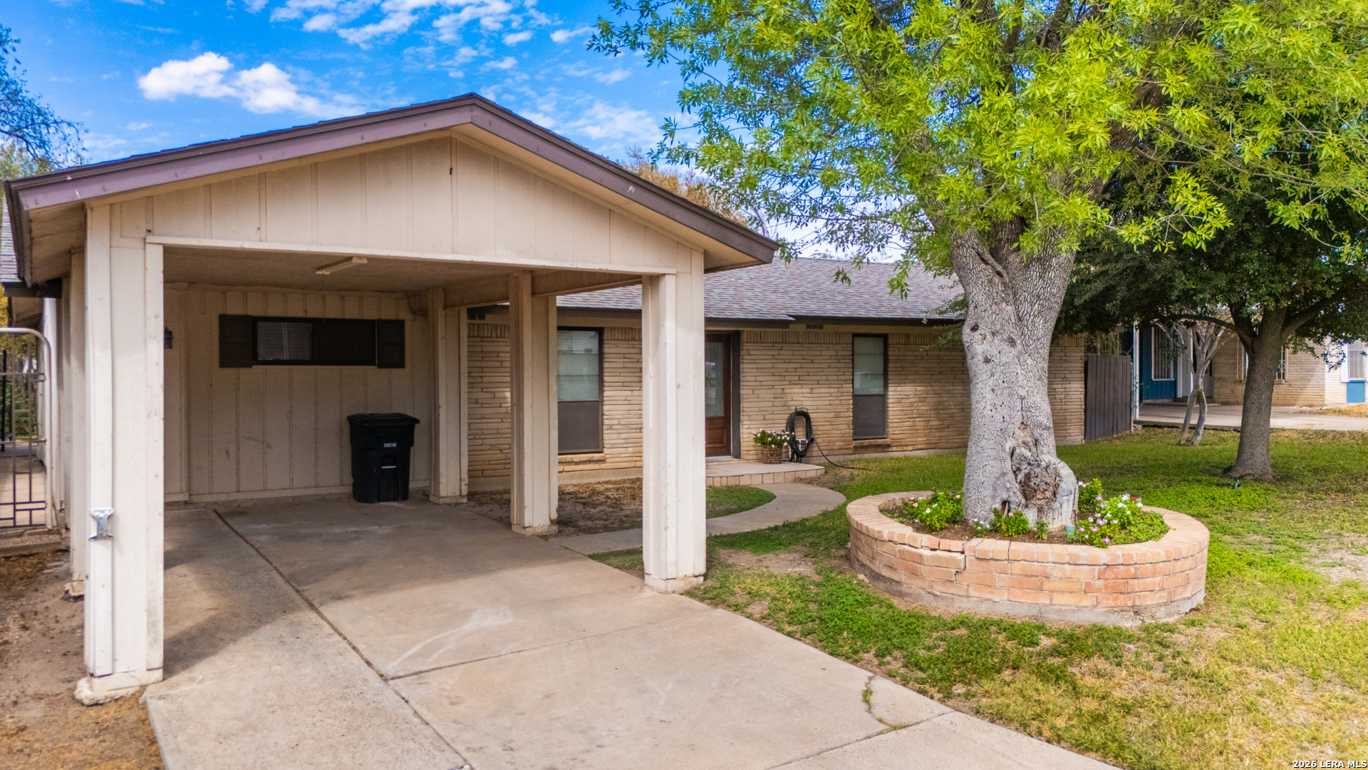 2347 Edna Dr, Eagle Pass, TX 78852