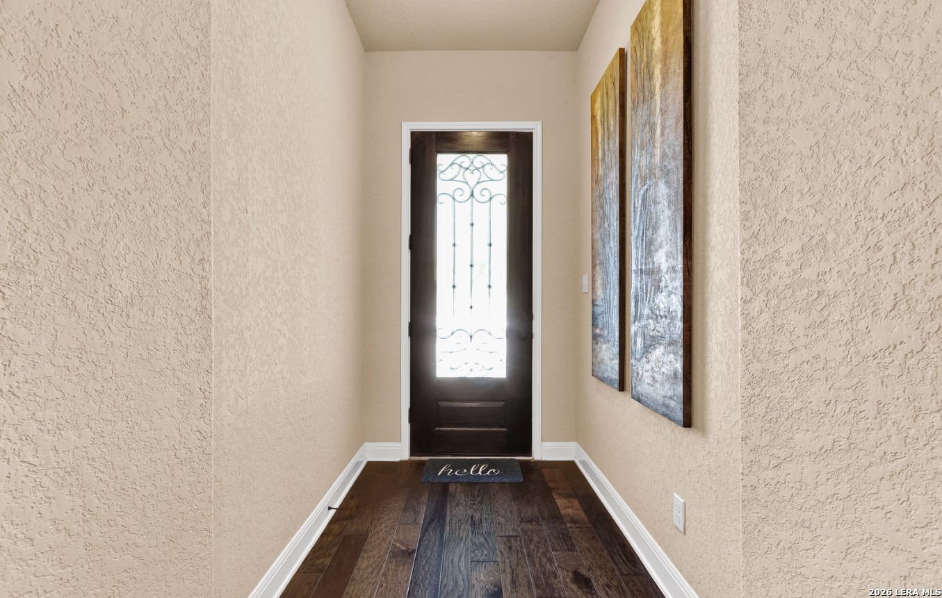 Entry/Foyer
