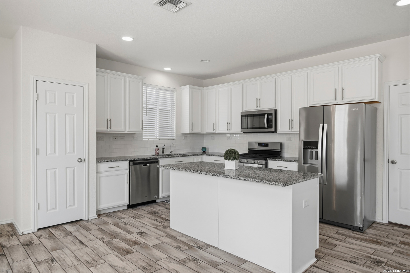 Island Kitchen