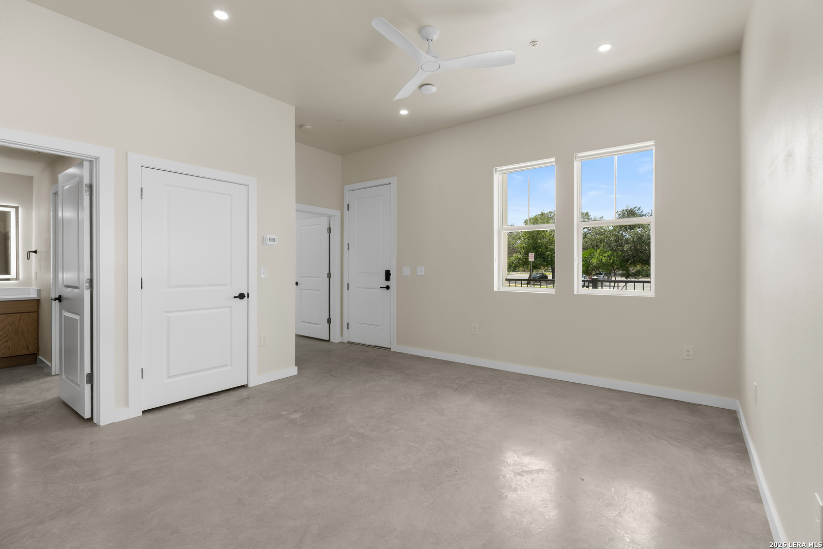 725 W ASHBY PL, #106, San Antonio, TX 78212