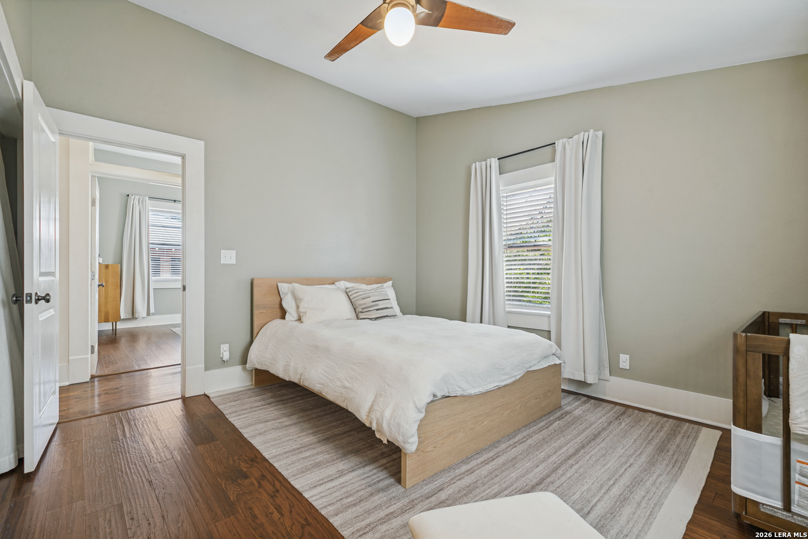 904 N PINE ST, San Antonio, TX 78202