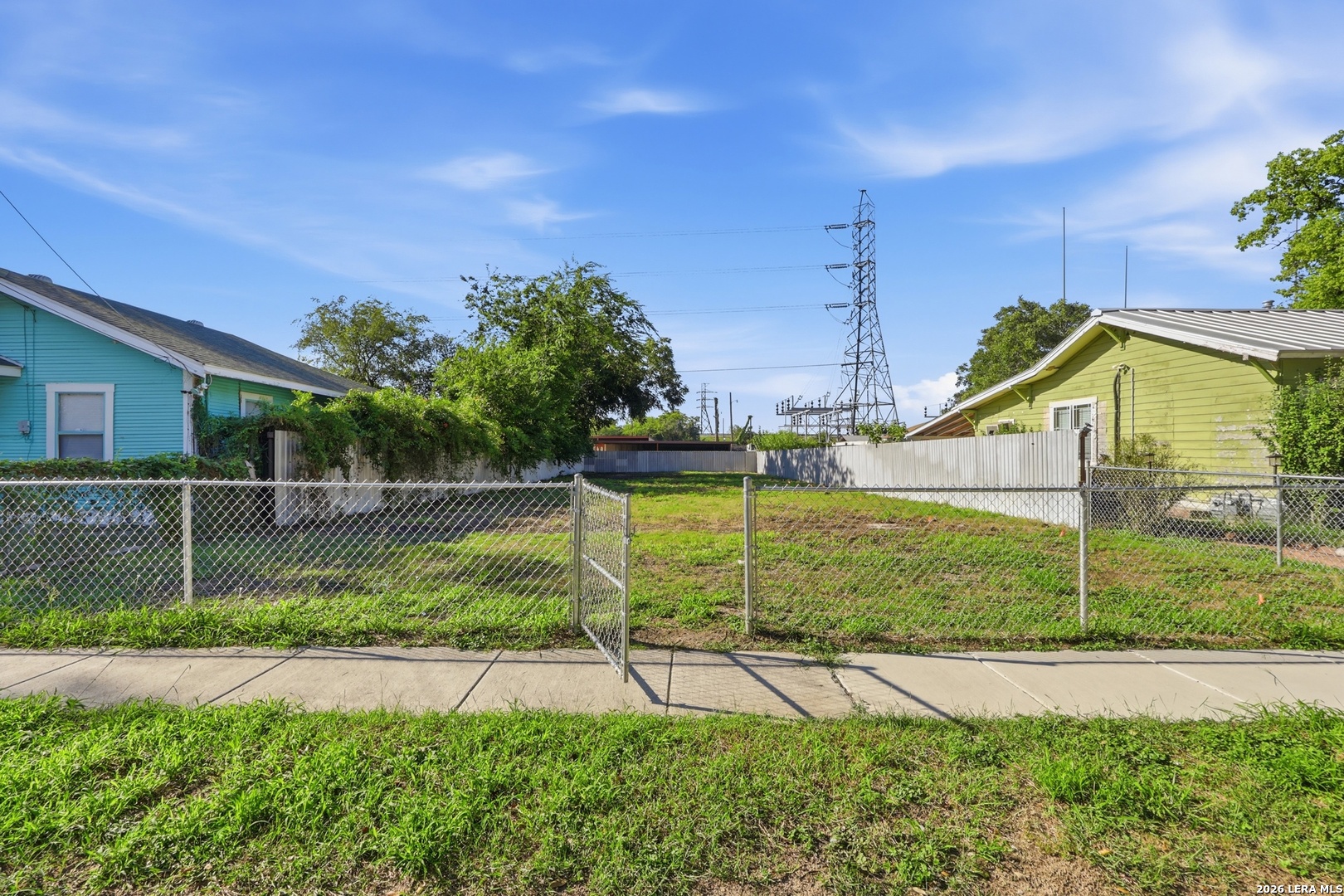 548 W HIGHLAND BLVD, San Antonio, TX 78210